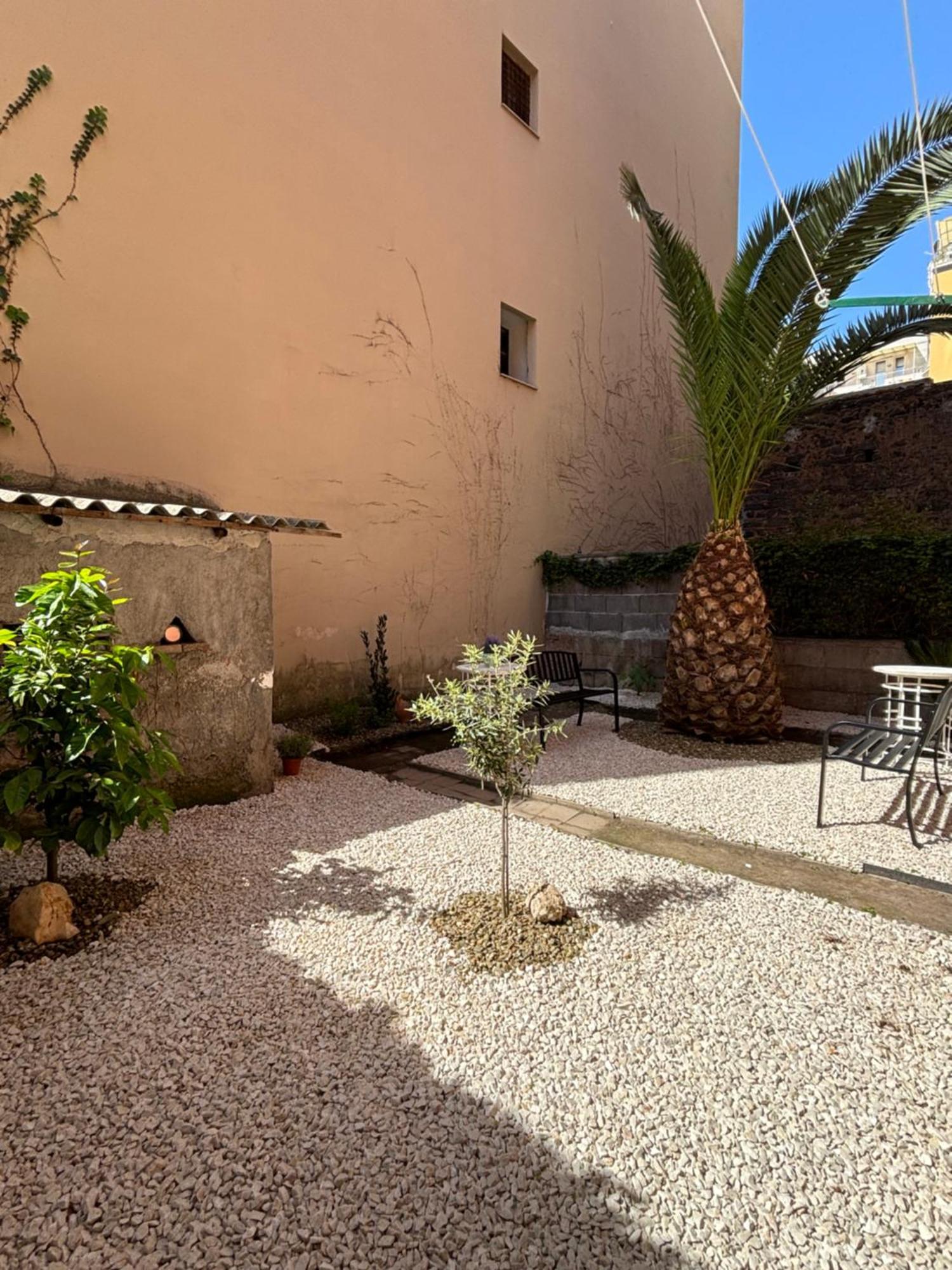Il Giardino Casa Vacanze Catânia Exterior foto