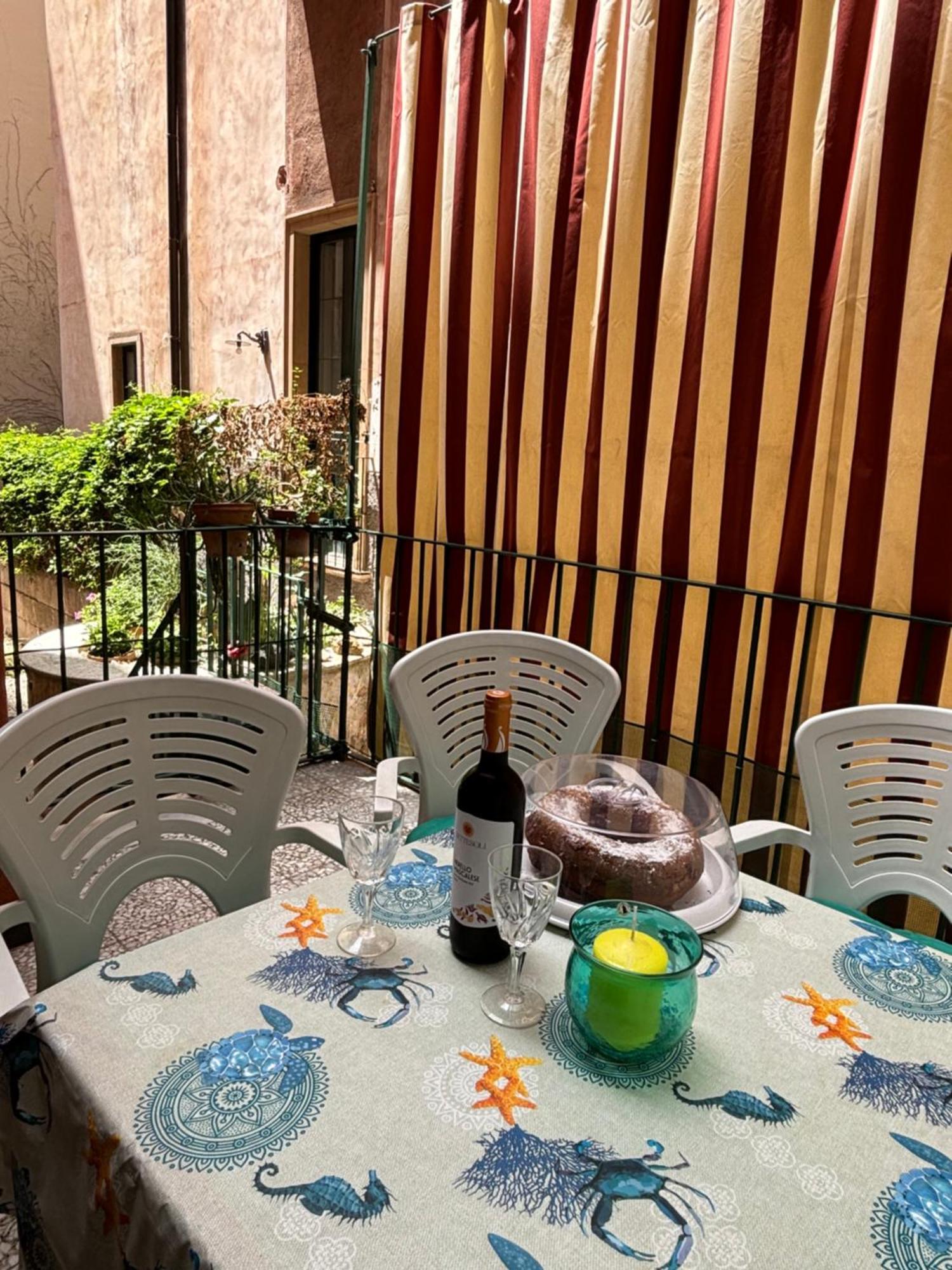 Il Giardino Casa Vacanze Catânia Exterior foto